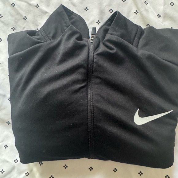 Nike Black Long Sleeve Athletic Quarter-Zip Top with White Swoosh - Picture 2 of 7
